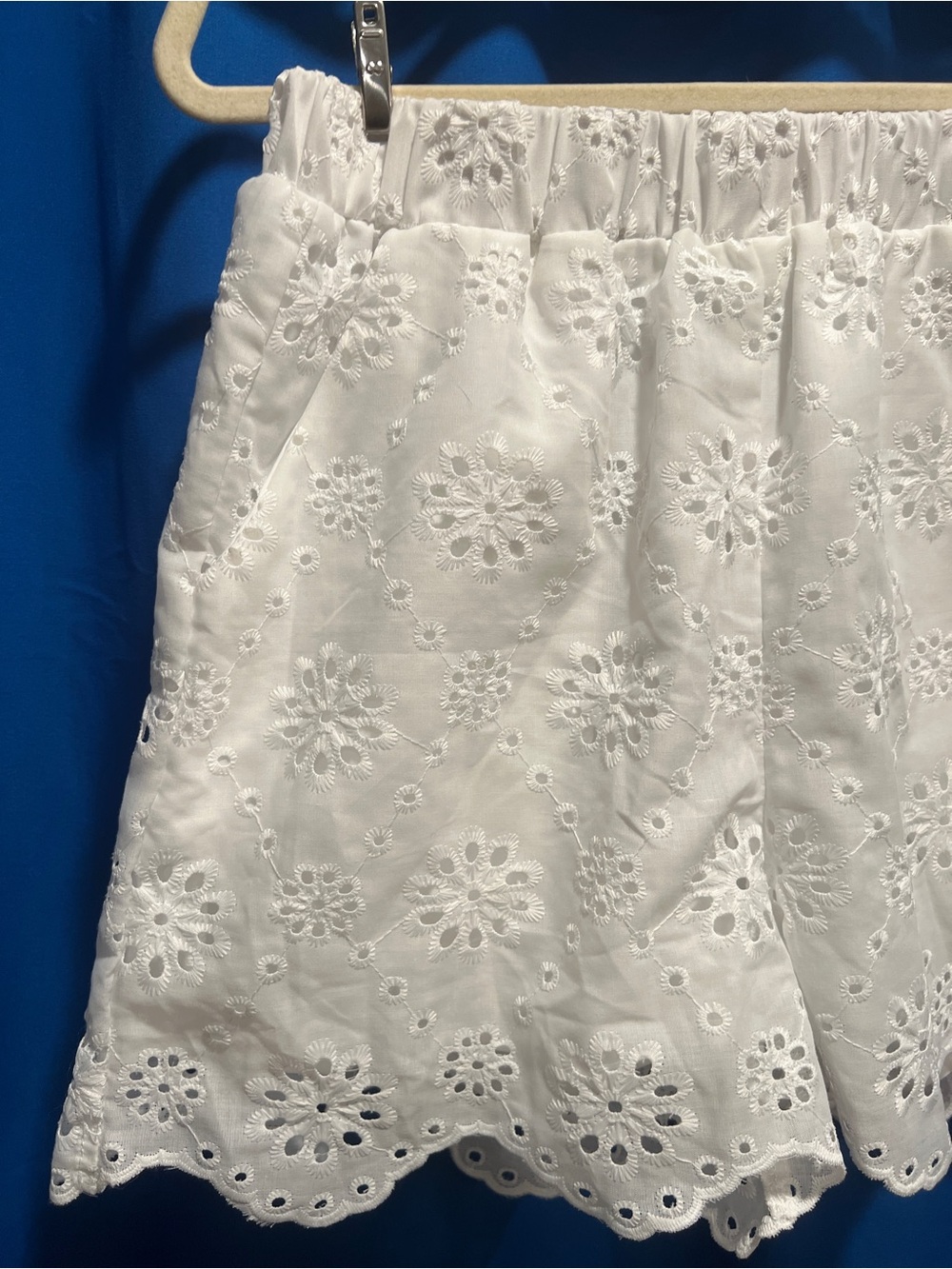 Women's White Strapless Eyelet top and shorts - Picture 4 of 4